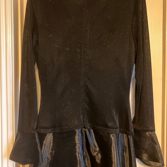 JS Collections Formal Gown - Picture 7 of 8